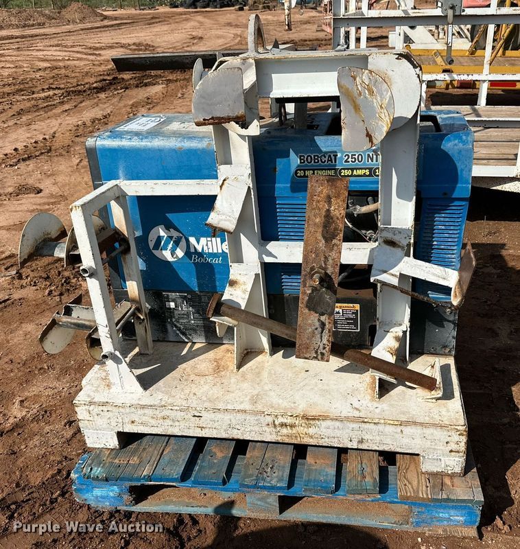 image for item DQ1489 Miller Bobcat 250  welder/generator