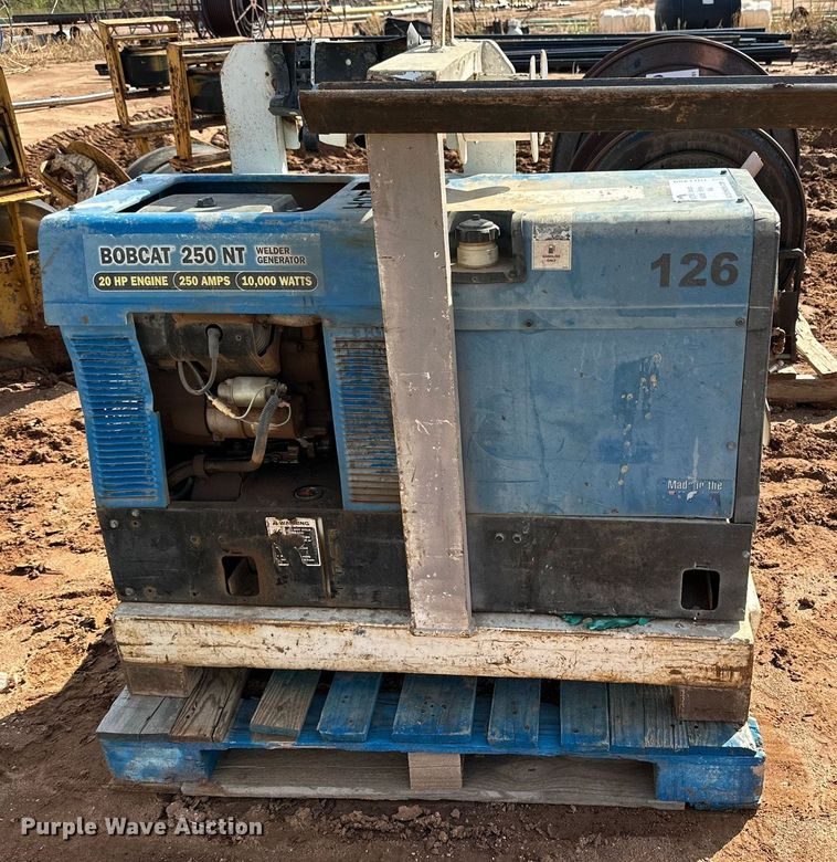 image for item DQ1489 Miller Bobcat 250  welder/generator