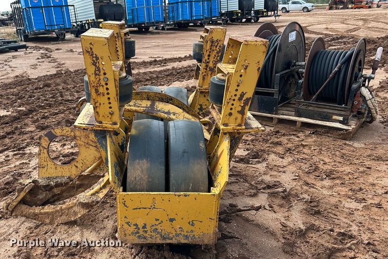 image for item DQ1490 Roller cradle