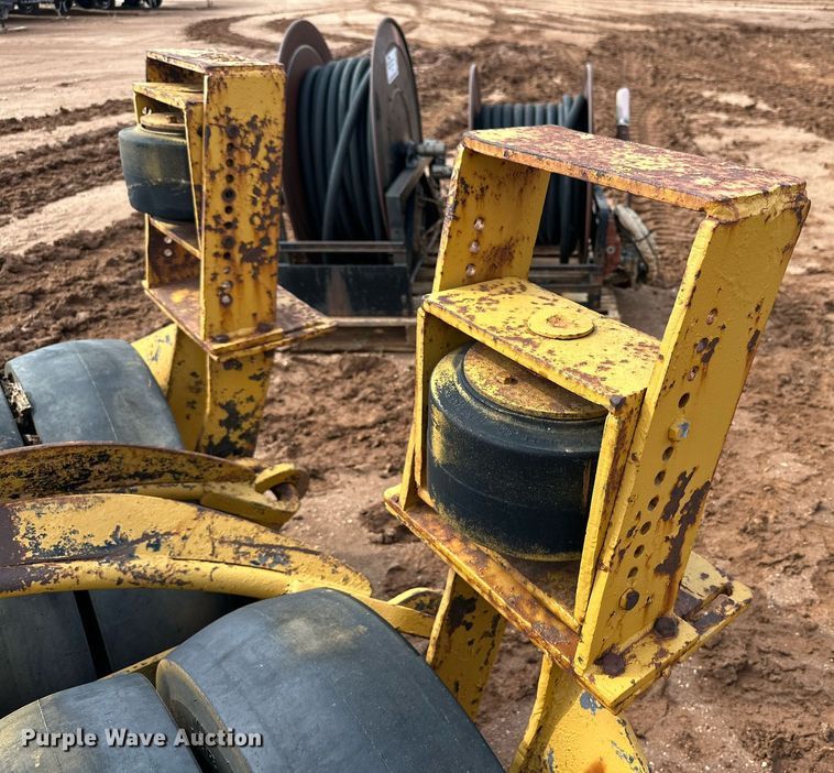 image for item DQ1490 Roller cradle