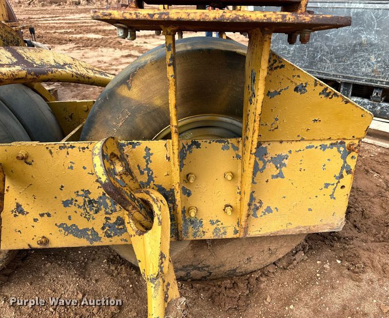 image for item DQ1490 Roller cradle