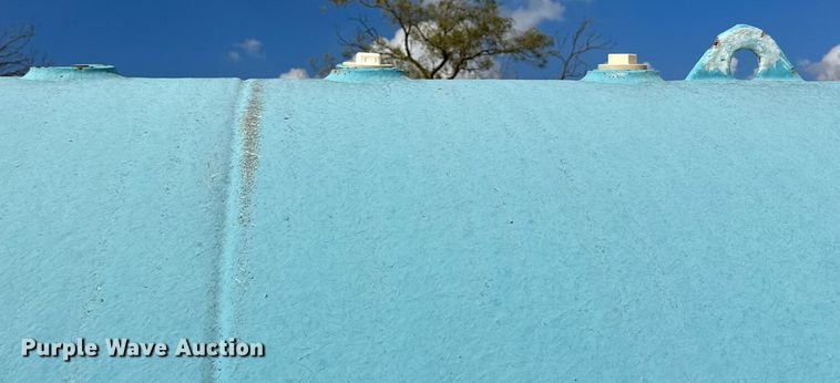 image for item DQ1492 Steel tank