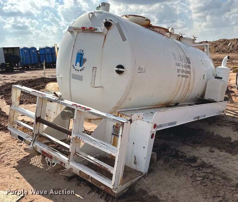 image for item DQ1493 Vacuum tank bed