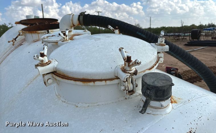 image for item DQ1493 Vacuum tank bed