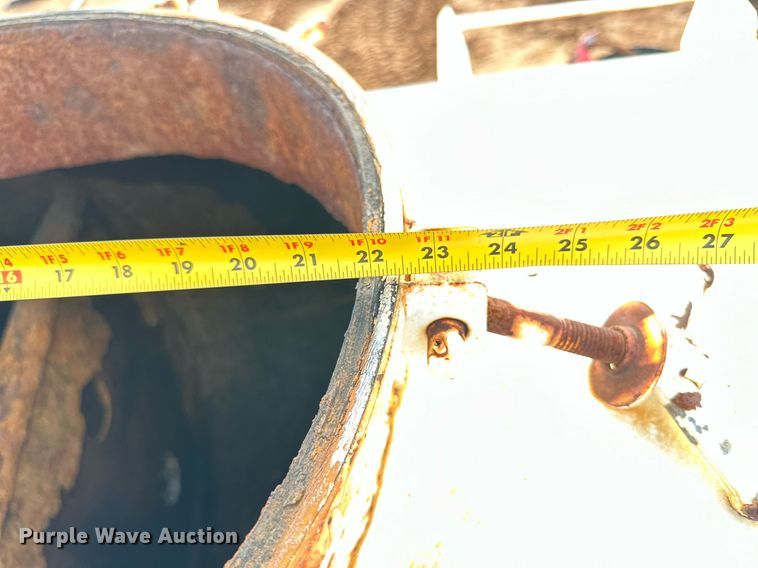 image for item DQ1493 Vacuum tank bed