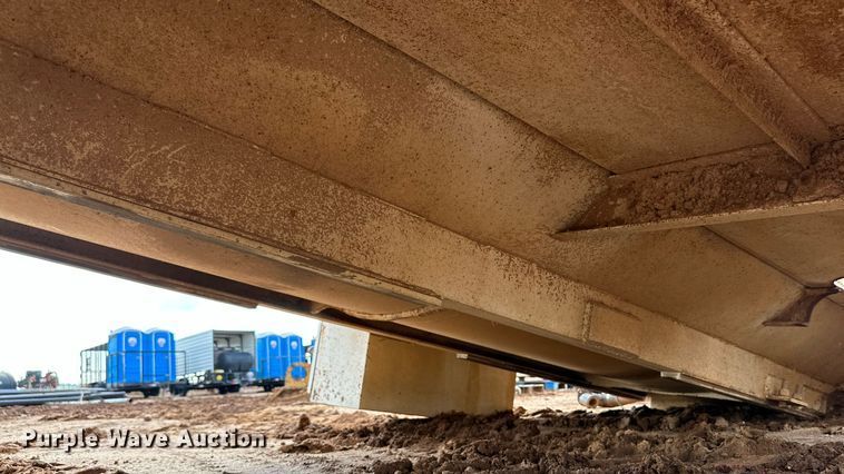 image for item DQ1493 Vacuum tank bed