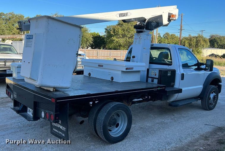 image for item DQ2235 2012 Ford F450 Super Duty XL  bucket truck