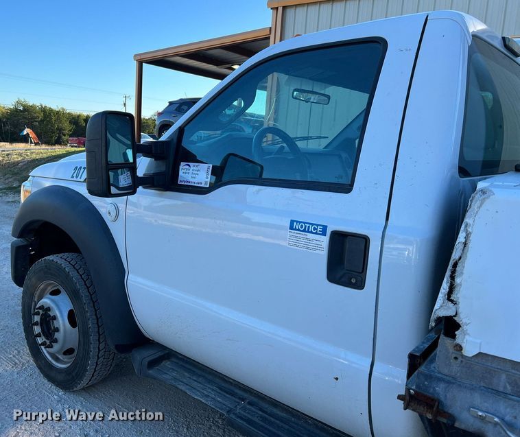 image for item DQ2235 2012 Ford F450 Super Duty XL  bucket truck