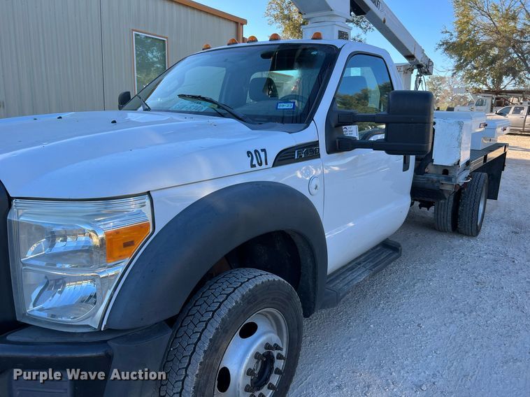 image for item DQ2235 2012 Ford F450 Super Duty XL  bucket truck