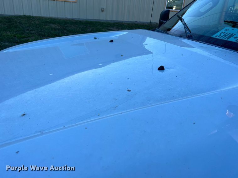 image for item DQ2235 2012 Ford F450 Super Duty XL  bucket truck