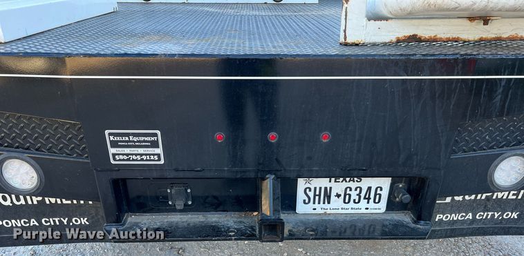 image for item DQ2235 2012 Ford F450 Super Duty XL  bucket truck