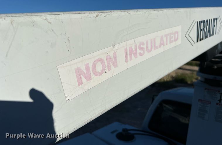 image for item DQ2235 2012 Ford F450 Super Duty XL  bucket truck