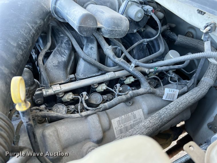 image for item DQ2235 2012 Ford F450 Super Duty XL  bucket truck