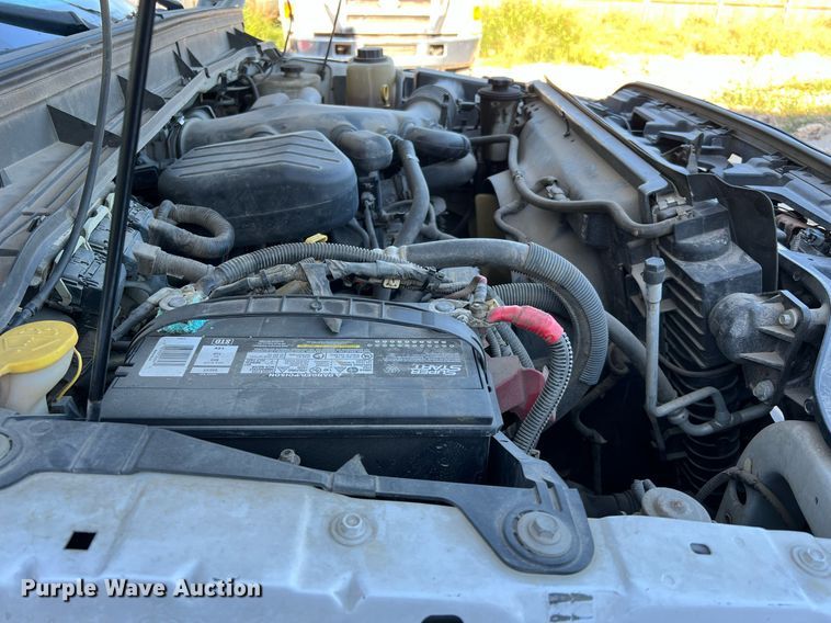 image for item DQ2235 2012 Ford F450 Super Duty XL  bucket truck