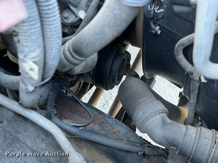 image for item DQ2235 2012 Ford F450 Super Duty XL  bucket truck