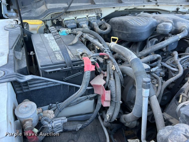 image for item DQ2235 2012 Ford F450 Super Duty XL  bucket truck