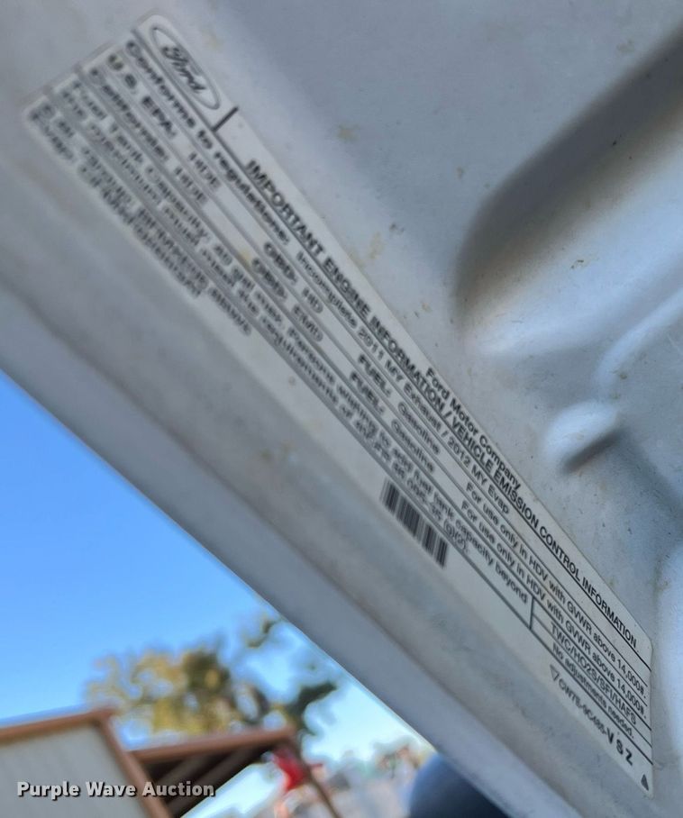 image for item DQ2235 2012 Ford F450 Super Duty XL  bucket truck