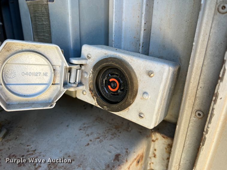 image for item DQ2237 1986 Ford F7000  bucket truck