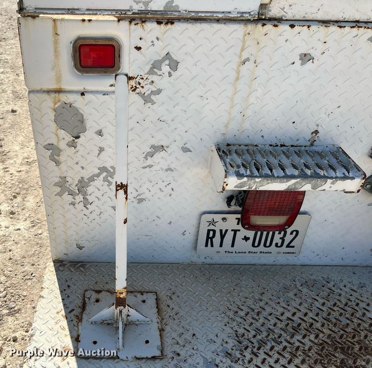 image for item DQ2239 2007 Ford F750 Super Duty  SuperCab utility / service truck