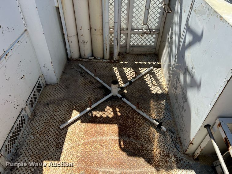 image for item DQ2239 2007 Ford F750 Super Duty  SuperCab utility / service truck