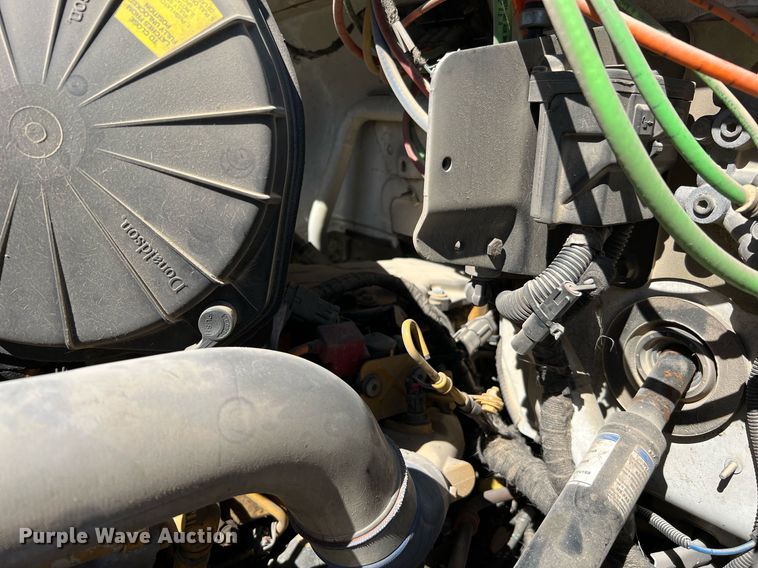 image for item DQ2239 2007 Ford F750 Super Duty  SuperCab utility / service truck