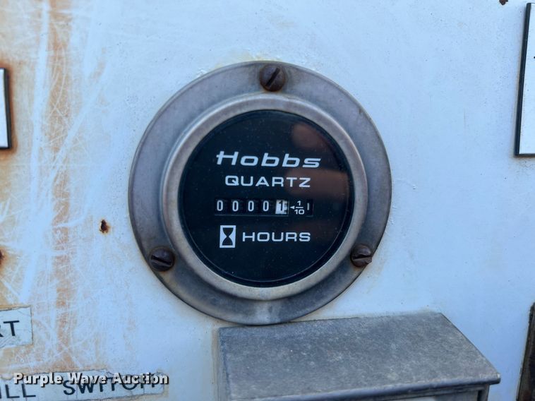 image for item DQ2241 1992 International 4900  sewer rodder truck