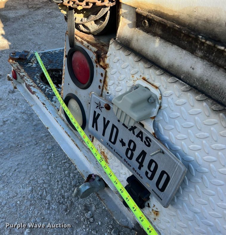 image for item DQ2241 1992 International 4900  sewer rodder truck