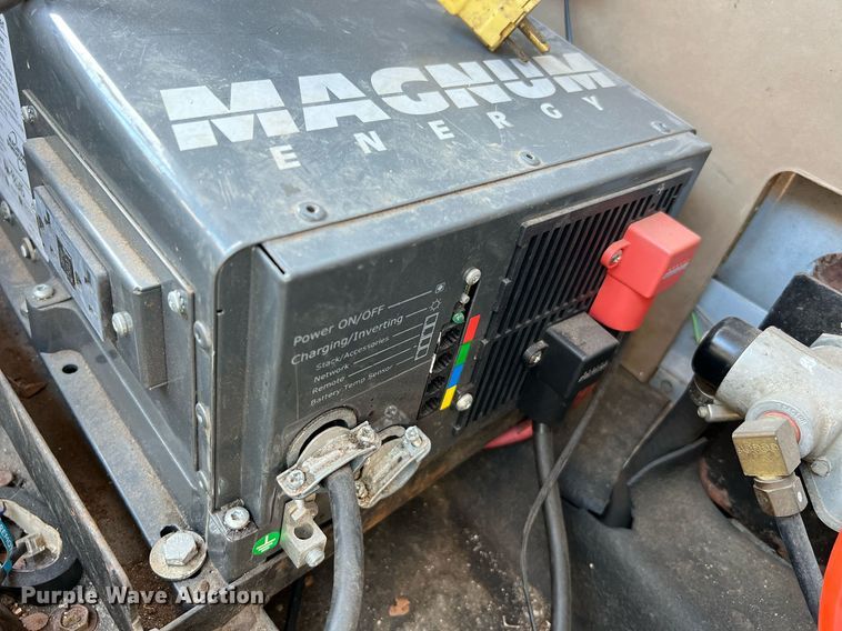 image for item DQ2241 1992 International 4900  sewer rodder truck