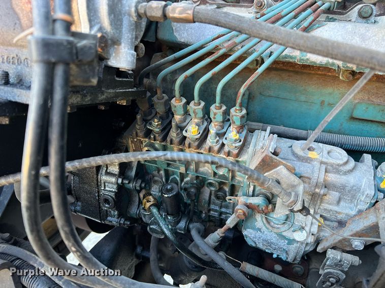 image for item DQ2241 1992 International 4900  sewer rodder truck