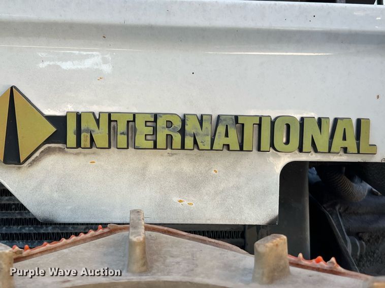 image for item DQ2241 1992 International 4900  sewer rodder truck