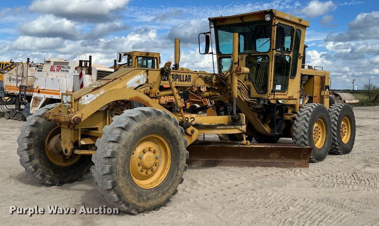 image for item DQ2252 1992 Caterpillar 120G  motor grader