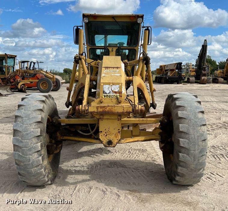 image for item DQ2252 1992 Caterpillar 120G  motor grader