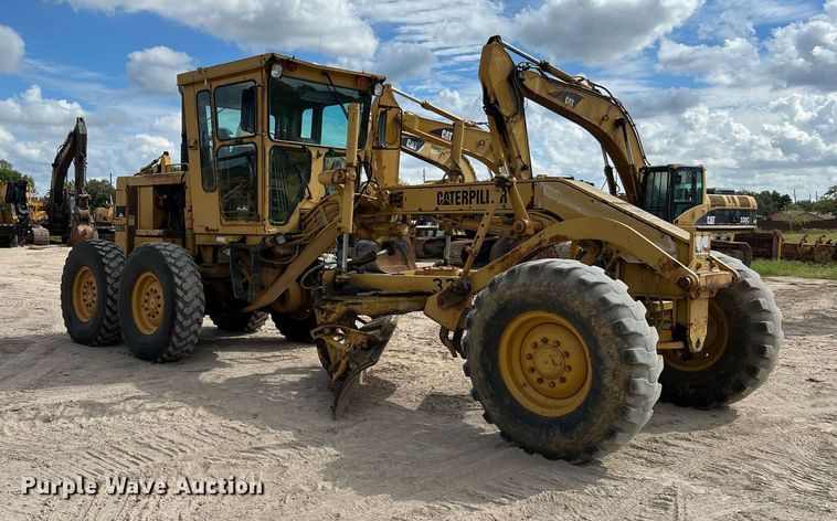 image for item DQ2252 1992 Caterpillar 120G  motor grader