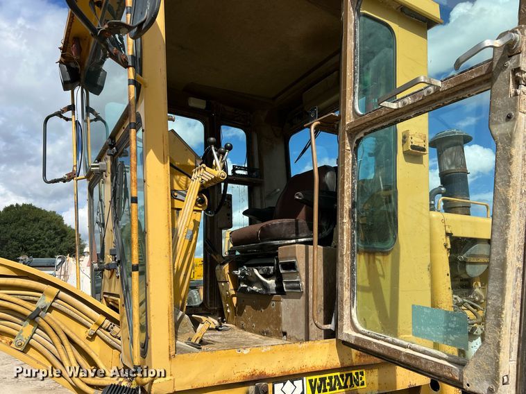 image for item DQ2252 1992 Caterpillar 120G  motor grader