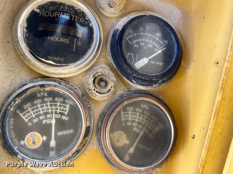 image for item DQ2252 1992 Caterpillar 120G  motor grader