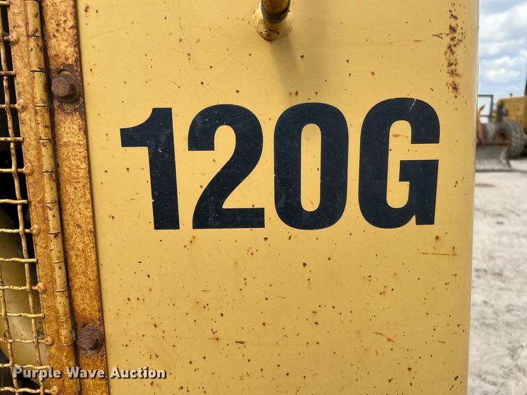 image for item DQ2252 1992 Caterpillar 120G  motor grader