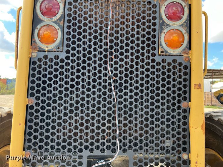 image for item DQ2252 1992 Caterpillar 120G  motor grader