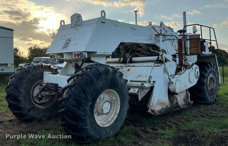 image for item DQ2253 2004 Terex RS-425B  soil stabilizer / reclaimer