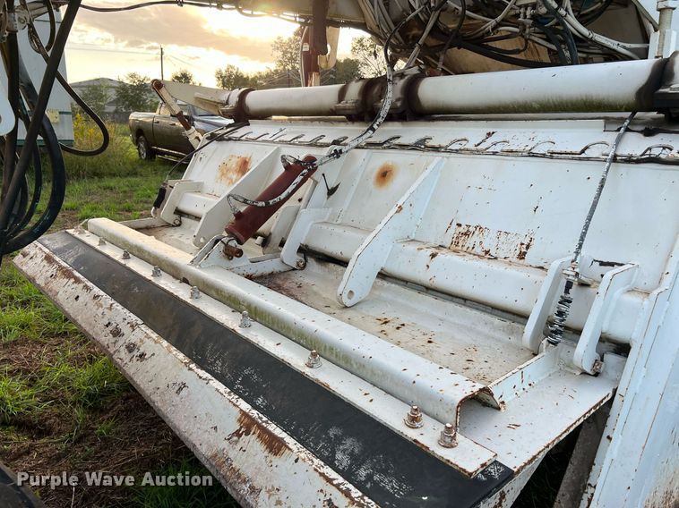 image for item DQ2253 2004 Terex RS-425B  soil stabilizer / reclaimer