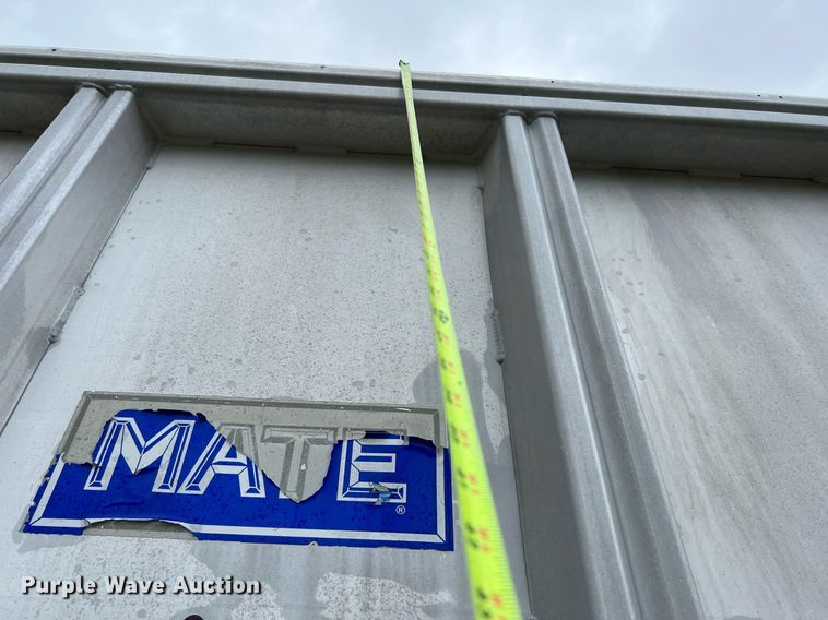 image for item DQ2256 1994 Mate  end dump trailer