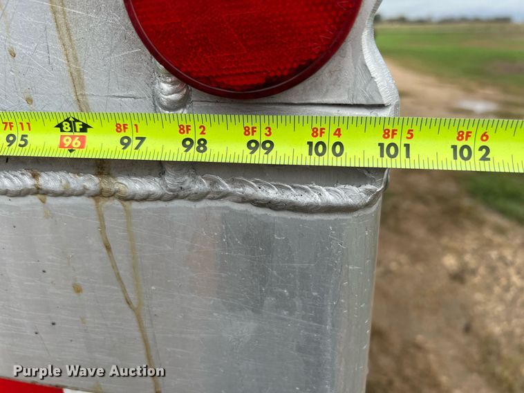 image for item DQ2256 1994 Mate  end dump trailer