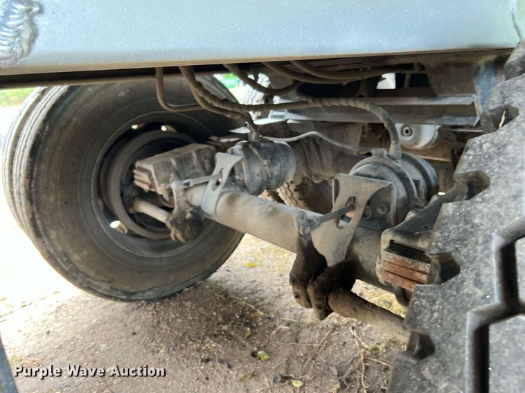 image for item DQ2256 1994 Mate  end dump trailer