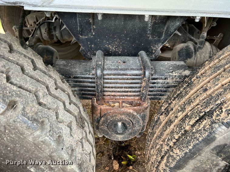 image for item DQ2256 1994 Mate  end dump trailer