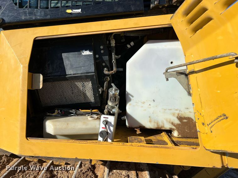 image for item DQ2259 2013 Caterpillar D6K2 XL  dozer