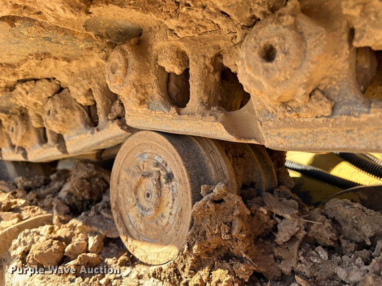 image for item DQ2259 2013 Caterpillar D6K2 XL  dozer