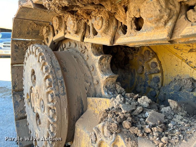 image for item DQ2259 2013 Caterpillar D6K2 XL  dozer