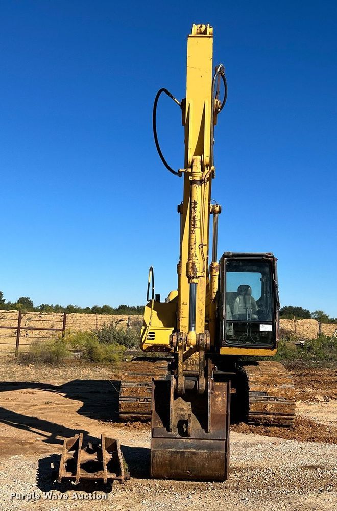 image for item DQ2260 2006 John Deere 160C LC  excavator