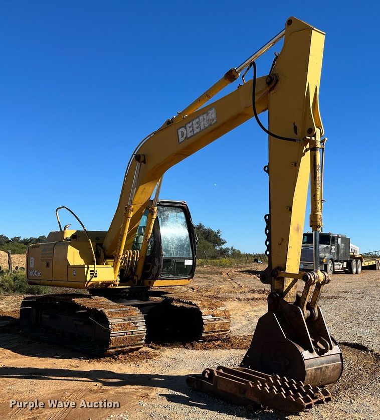 image for item DQ2260 2006 John Deere 160C LC  excavator