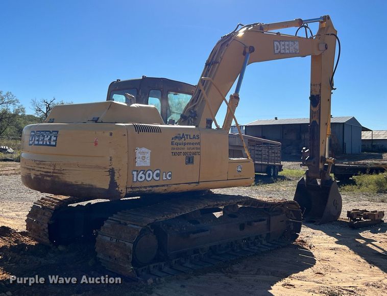 image for item DQ2260 2006 John Deere 160C LC  excavator