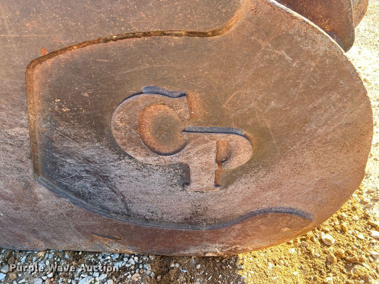 image for item DQ2260 2006 John Deere 160C LC  excavator